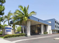 Travelodge Inn & Suites by Wyndham Anaheim on Disneyland Dr