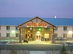 A Riverside Inn Travelodge by Wyndham