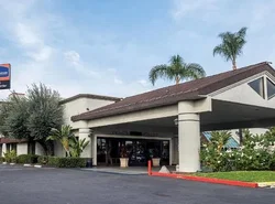 Howard Johnson by Wyndham Fullerton/Anaheim Conference Cntr