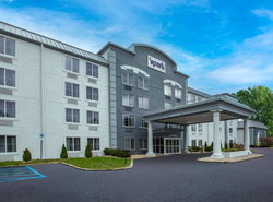 Baymont by Wyndham Grand Rapids N/Walker