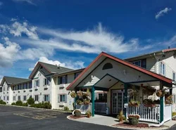 Columbine Inn and Suites