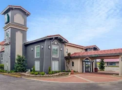 La Quinta Inn by Wyndham Kansas City Lenexa