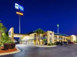 Best Western Inn & Suites of Macon