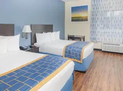 Days Inn by Wyndham Macon I-75 North