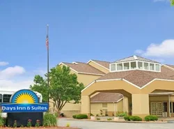 Days Inn by Wyndham St. Louis/Westport MO