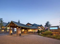 Postmarc Hotel and Spa Suites