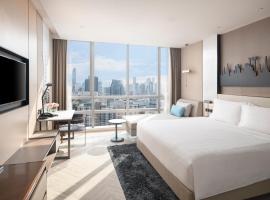 Pathumwan Princess Hotel - SHA Extra Plus Certified Accommodation Ohio