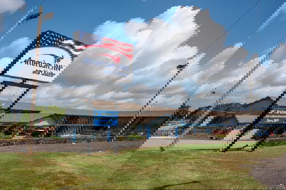 American Inn & Suites Russellville - thumb 0