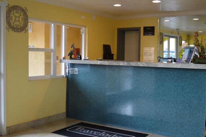 Travelodge By Wyndham San Diego Downtown Convention Center - thumb 4