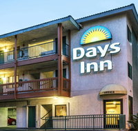 Days Inn by Wyndham Anaheim West - Accommodation Ohio