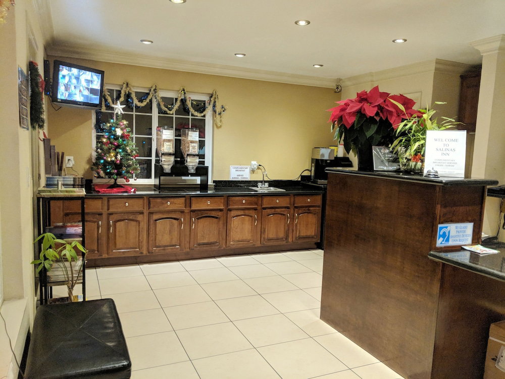Salinas Inn - thumb 3