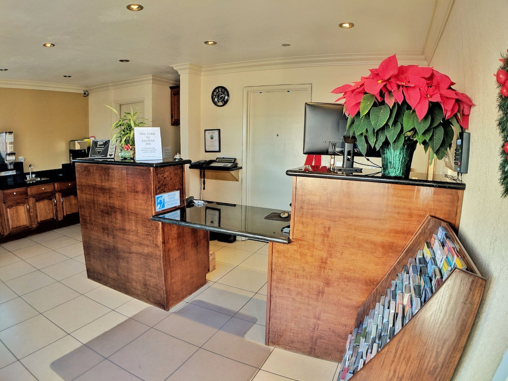 Salinas Inn - thumb 2