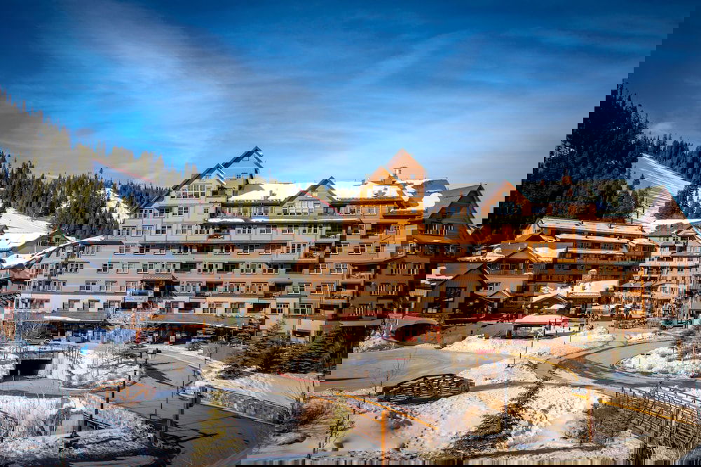 Zephyr Mountain Lodge - thumb 0