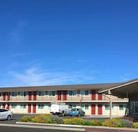 Super 8 by Wyndham Alturas - Accommodation Ohio