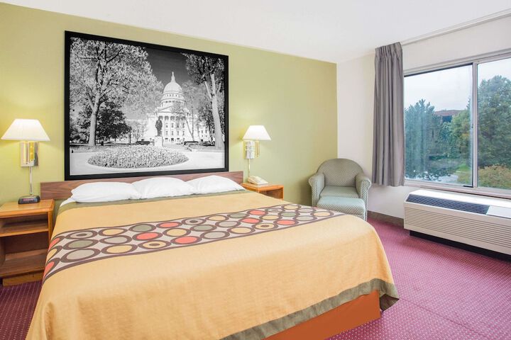 Super 8 By Wyndham Madison East - thumb 5