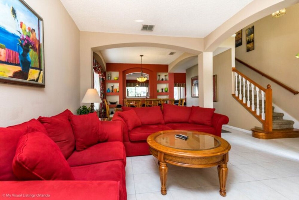 A Wonderful 4 Bedroom Villa In The Amazing Emerald Island Reserve - thumb 4