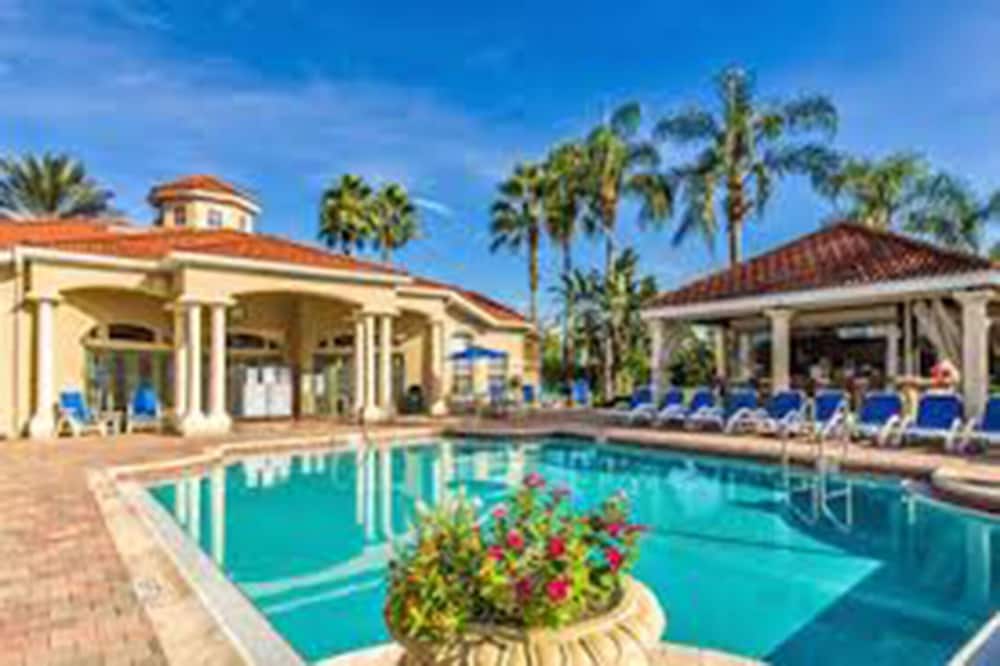 A Wonderful 4 Bedroom Villa In The Amazing Emerald Island Reserve - thumb 3
