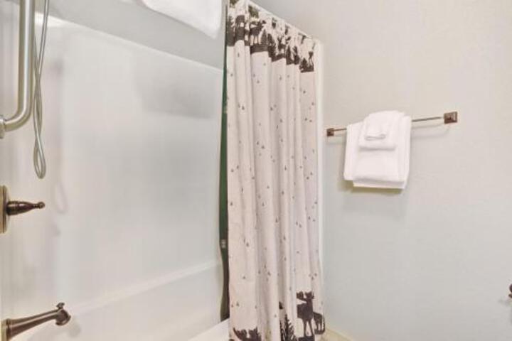 Voyageur Crossings - thumb 6