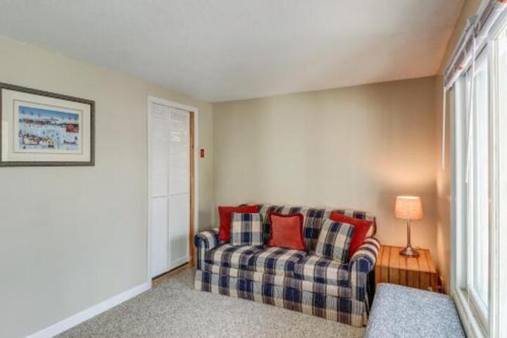 Okemo Trailside 6A - thumb 2