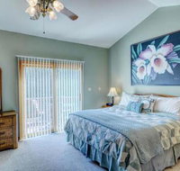 4 Bed 4 Bath Vacation home in Mineral - Accommodation Ohio