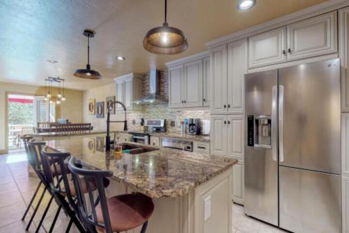 4 Bed 4 Bath Vacation Home In Oaks At Wasatch - thumb 1