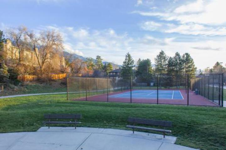 4 Bed 4 Bath Vacation Home In Oaks At Wasatch - thumb 3