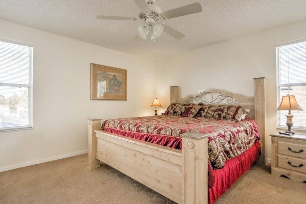 Southern Comforts Of Private Pool Gated 4 Bedroom Home - thumb 5