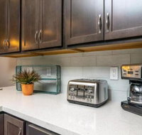 Powder Mountain Gorgeous Remodeled Home Near Canyons w / Private Hot Tub - Accommodation Ohio