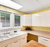 Roost Manor - Accommodation Ohio