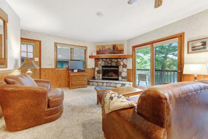 Chanticleer Inn: Villa 8 - thumb 3