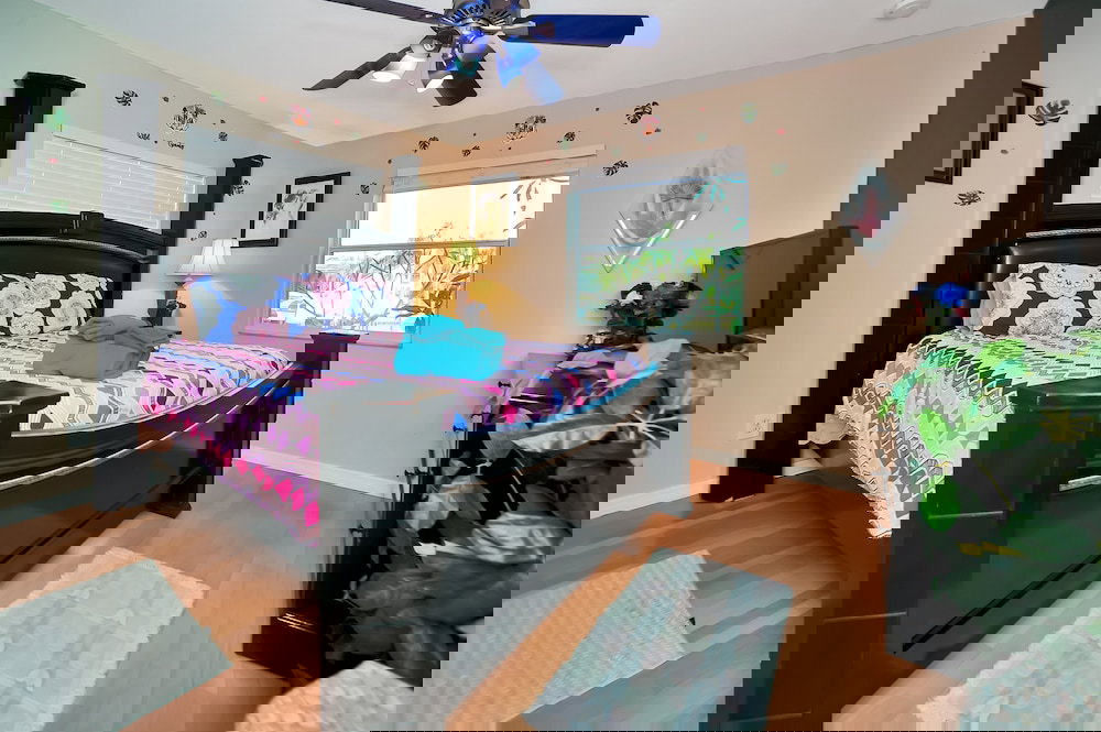 Apollo Beach W/ Pool, Room To Entertain, Pet Friendly! 6 Bedroom Home - thumb 4