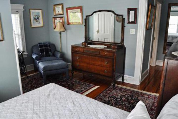 Elegant Belmar Home W / Porch 3 Blocks To Beach! - thumb 5