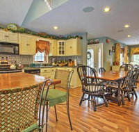 Charming 3BR Center Ossipee Home w / Fire Pit - Accommodation Ohio