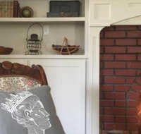 Historic Albion Mountain Cottage on Quiet Street - Accommodation Ohio