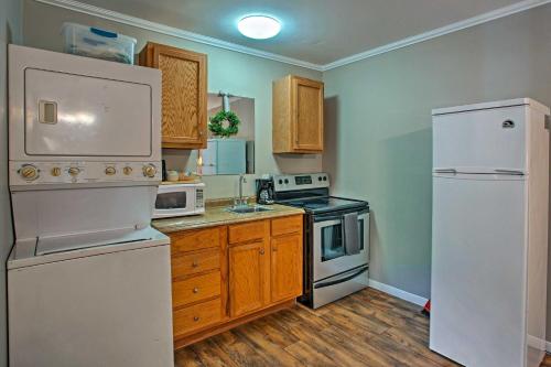 NEW! Charming Studio Cabin On Lake O The Pines! - thumb 5