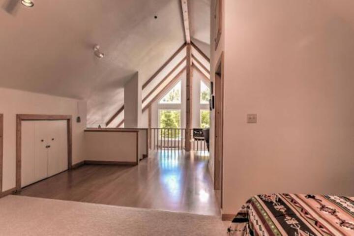 Rustic Cloudcroft Cabin On 10 Acres W / Grill & Deck - thumb 2