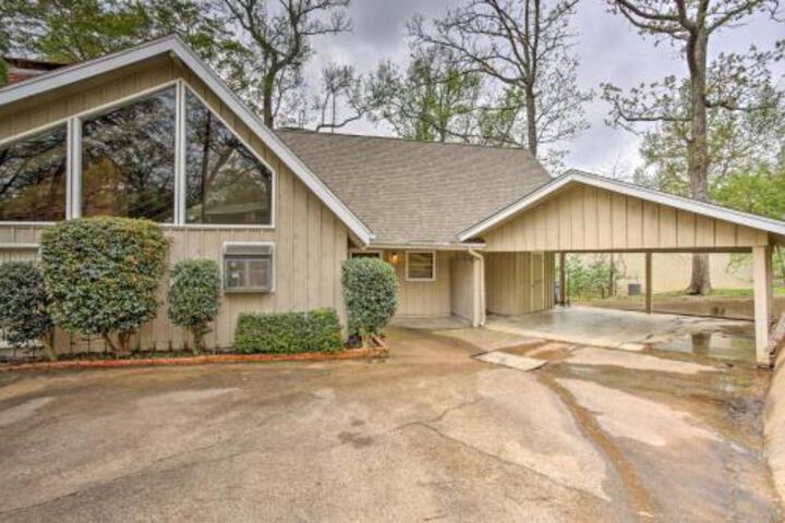 Custom Home W / Deck Dock & Boathouse On Lake Athens! - thumb 1