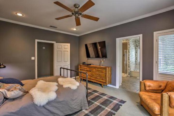 Custom Home W / Deck Dock & Boathouse On Lake Athens! - thumb 6