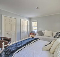 Locke Lake Home w / Private Beach Dock  Rafts - Accommodation Ohio