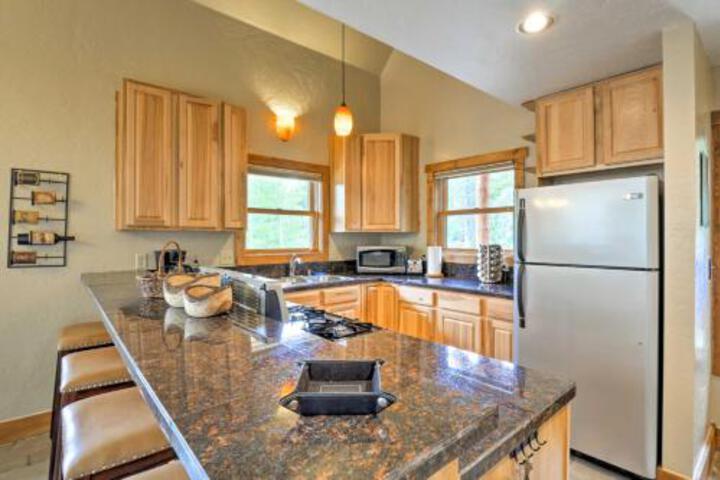 Fairplay Log Cabin W / Deck & Incredible Mtn Views! - thumb 0