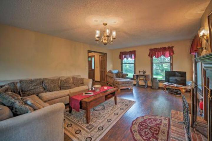 Dayton Home W / Pool Porch & Deck On 37 Acres! - thumb 5