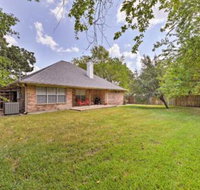 College Station Home w / Yard 5 Mins to a & M! - Accommodation Ohio