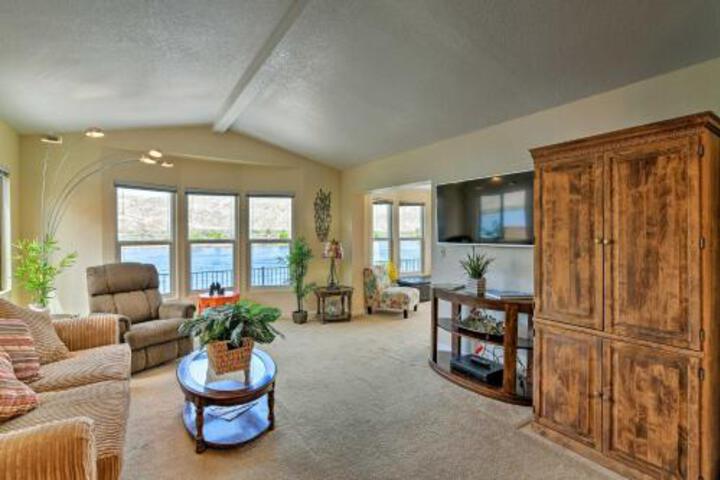 Bullhead City House W / Private Dock Access! - thumb 3