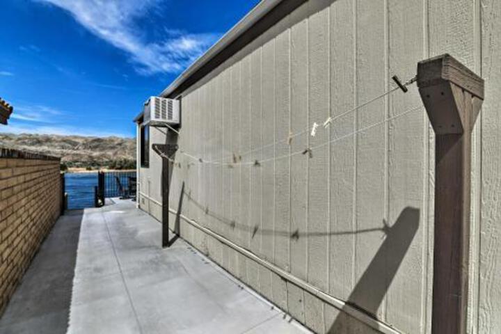 Bullhead City House W / Private Dock Access! - thumb 0