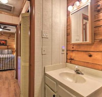 Cabin 18 Mi to Smoky Mountains National Park - Accommodation Ohio