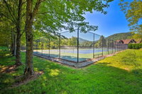 Mtn. Getaway Resort Condo Less Than 2 Mi to Rabun Bald