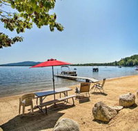 Center Ossipee Pet Friendly Cottage with Dock - Accommodation Ohio