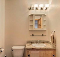 Waterfront Alburgh House on Lake Champlain - Accommodation Ohio