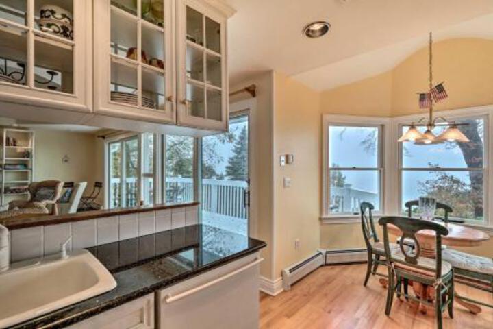 Sandy Hook Retreat W / Stunning Waterfront View - thumb 0