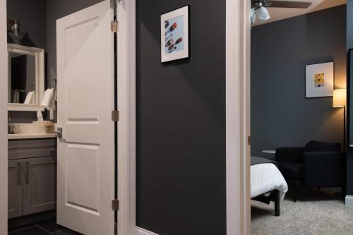 Mins To Downtown Ballpark Arch With Free Parking W & D Zencity At Bordeaux - thumb 5